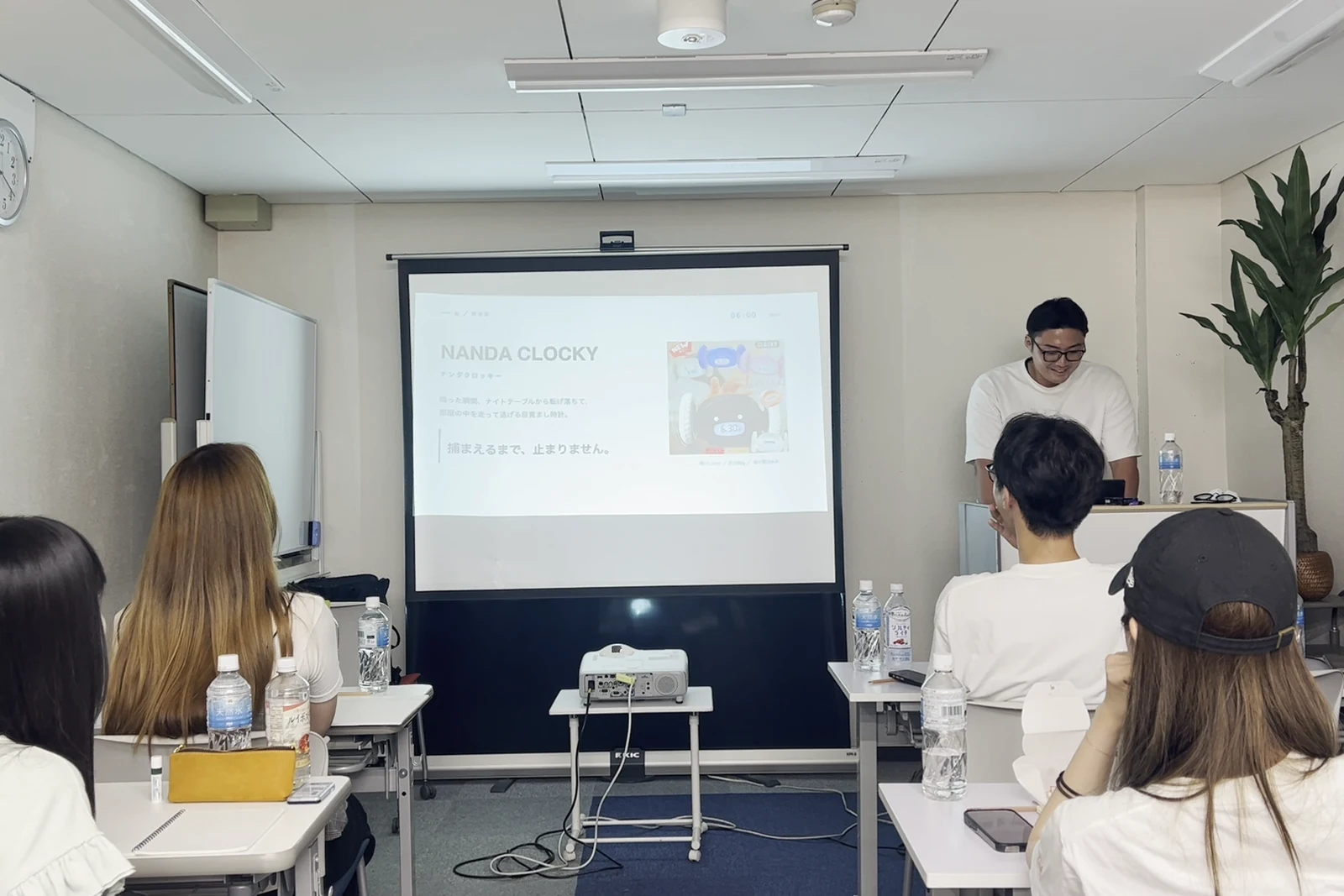 N1のためだけに作ったプレゼン。捕まえるまで止まりません